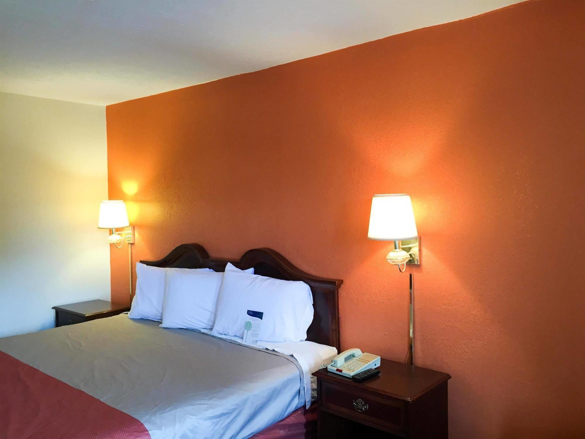 Motel 6-Opelika, Al Exterior photo